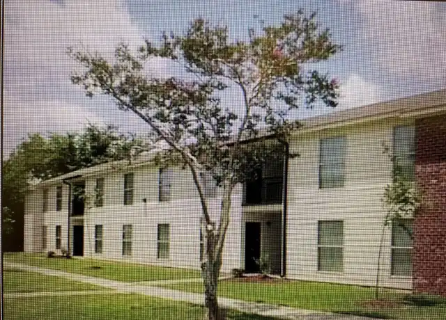 Property at 127 East St Unit 11, Lake Charles, LA, 70601, 1 bed, 1 bath, [object Object]