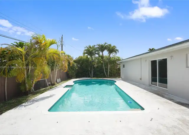 Property at 10501 SW 53rd St, Miami, FL, 33165, 4 beds, 2 baths, [object Object]