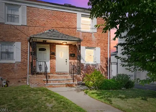 Property at 625A Arnett St, Elizabeth, NJ, 07202, 3 beds, 2.5 baths, [object Object]