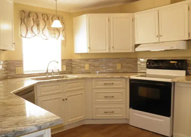 Property at 810 Gibson Rd, Fort Walton Beach, FL, 32547, 2 beds, 2 baths, [object Object]