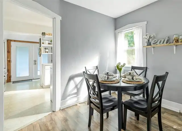 Property at 1926 7th St, Bremerton, WA, 98337, 2 beds, 1 bath, [object Object]