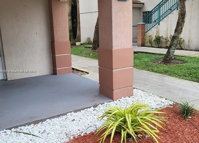 Property at 1260 SE 31st Ct Unit 106-34, Homestead, FL, 33035, 3 beds, 2 baths, [object Object]