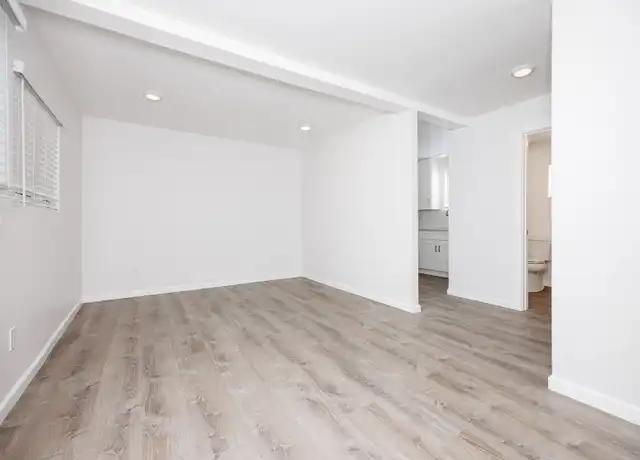Property at 1910 Court Ave Unit B Studio, Newport Beach, CA, 92663, 0 beds, 1 bath, [object Object]