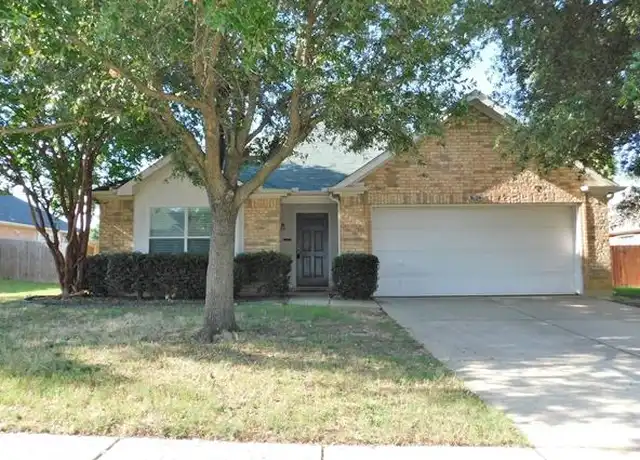 Property at 3804 Luck Hole Dr, Denton, TX, 76210, 4 beds, 2 baths, [object Object]