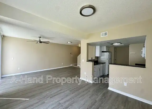 Property at 522 Australian Way Unit A, Davenport, FL, 33897, 3 beds, 2 baths, [object Object]