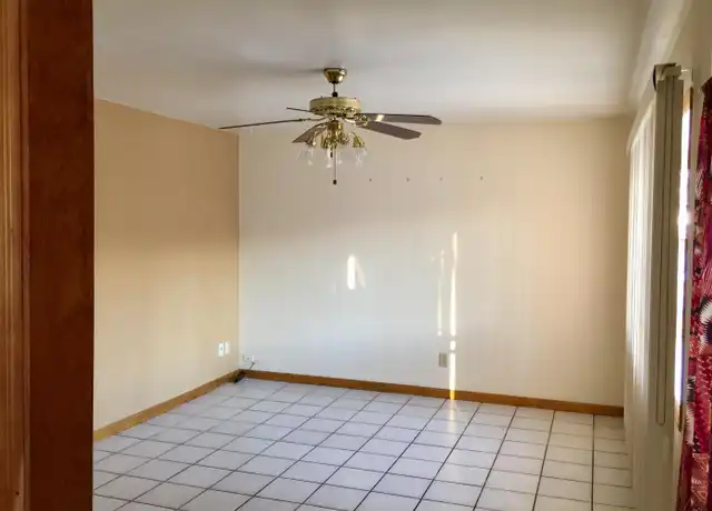 Property at 301 Terrace Way, Plano, IL, 60545, 3 beds, 1 bath, [object Object]