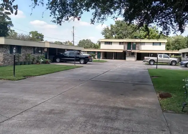 Property at 5500 Whitaker Ave Unit A, Groves, TX, 77619, 2 beds, 1 bath, [object Object]