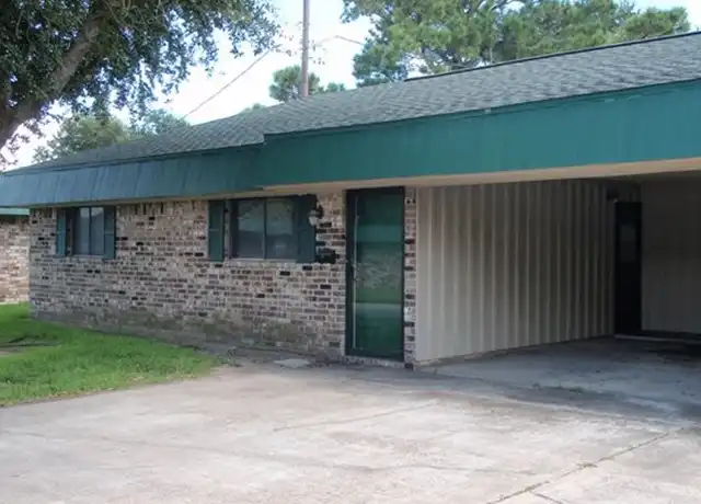 Property at 5500 Whitaker Ave Unit A, Groves, TX, 77619, 2 beds, 1 bath, [object Object]