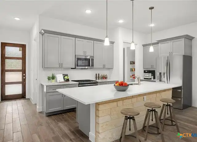 Property at 155 N Rip Ford Rd Unit B, Spring Branch, TX, 78070, 1 bed, 1.5 baths, [object Object]