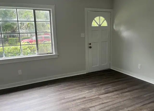 Property at 1420 E 57th St, Savannah, GA, 31404, 3 beds, 1 bath, [object Object]