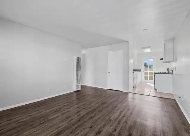 Property at 1133 Ohio Ave Unit 4, Long Beach, CA, 90804, 2 beds, 2 baths, [object Object]