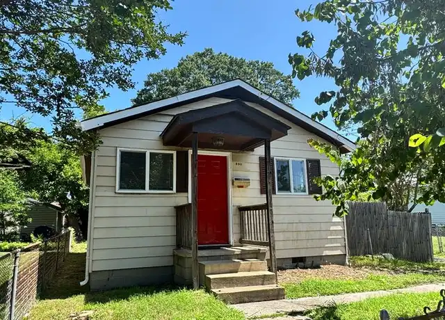 Property at 800 Akron St, Richmond, VA, 23222, 3 beds, 1 bath, [object Object]