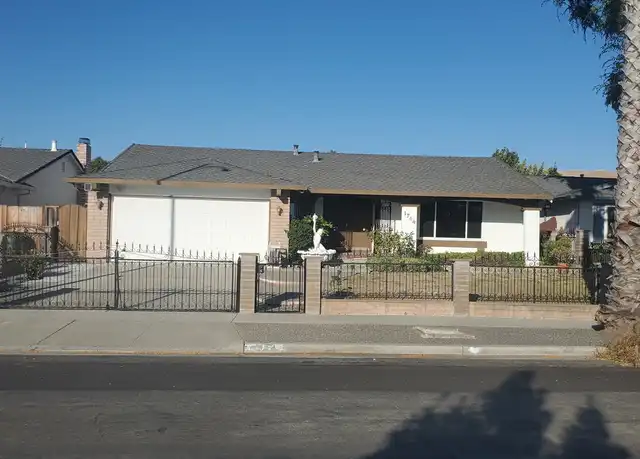 Property at 1744 Locksley Park Dr, San Jose, CA, 95132, 3 beds, 2 baths, [object Object]