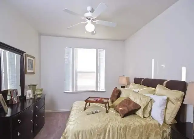 Property at 6303 W US Highway 90 Unit 1028, San Antonio, TX, 78227, 1 bed, 1 bath, [object Object]