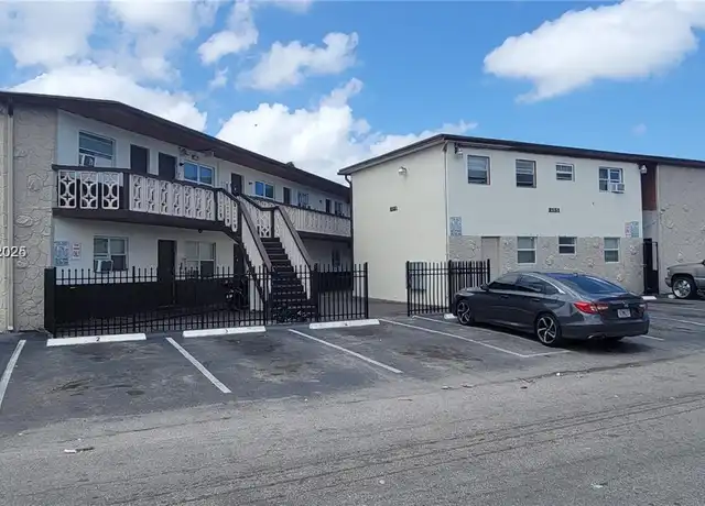 Property at 2151 NW 7th St #2, Fort Lauderdale, FL, 33311, 2 beds, 1 bath, [object Object]