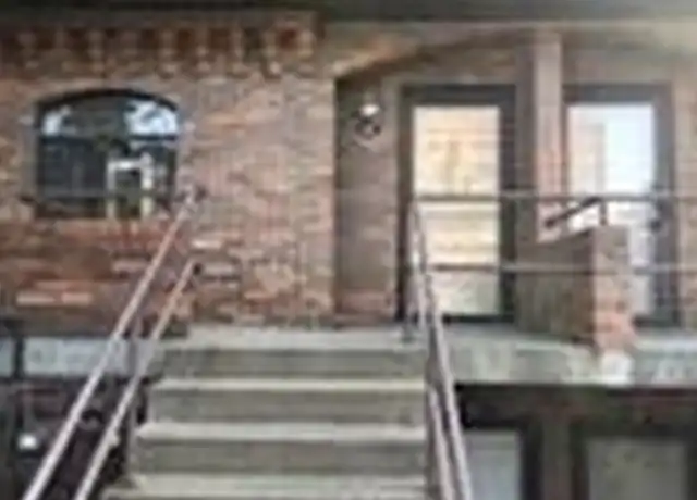 Property at 3266 Niagara Sq, Pittsburgh, PA, 15213, 2 beds, 1 bath, [object Object]