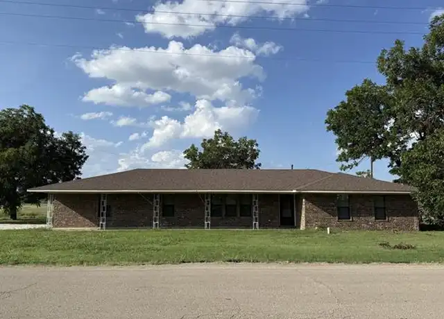 Property at 103 Spring St, West, TX, 76691, 3 beds, 2 baths, [object Object]
