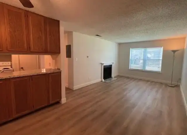 Property at 2200 E Trinity Mills Rd Unit 3689, Carrollton, TX, 75006, 1 bed, 1 bath, [object Object]
