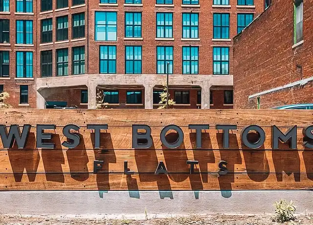 Property at West Bottoms Flats - 1515 W 9th St, Kansas City, MO, 64101, 2 beds, 1-2 bath, [object Object]