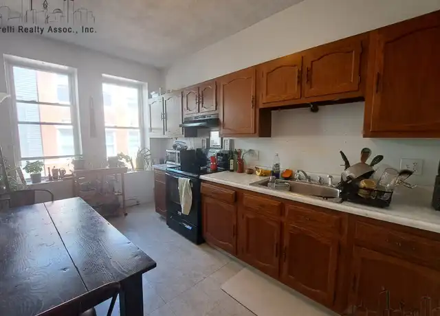 Property at 68 N Margin St Unit 3, Boston, MA, 02113, 2 beds, 1 bath, [object Object]