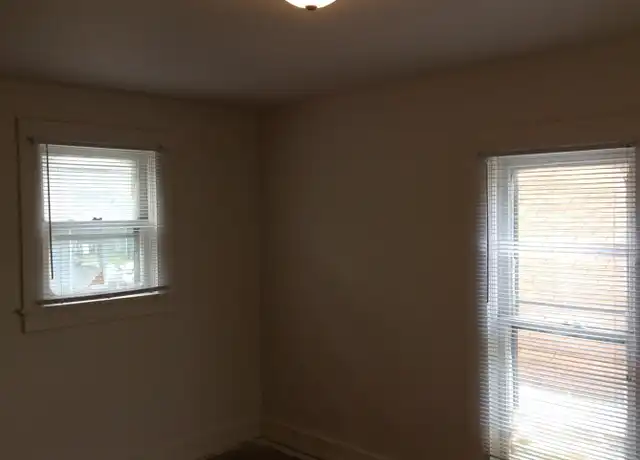 Property at 227 W Williams St Unit 3, Fort Wayne, IN, 46802, 1 bed, 1 bath, [object Object]