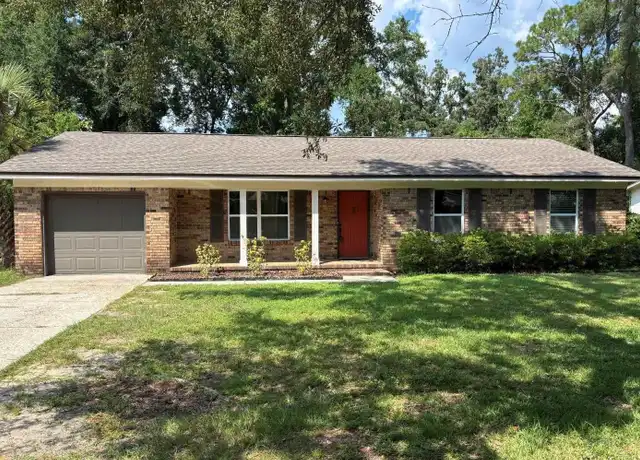 Property at 4426 Creighton Rd, Pensacola, FL, 32504, 3 beds, 2 baths, [object Object]