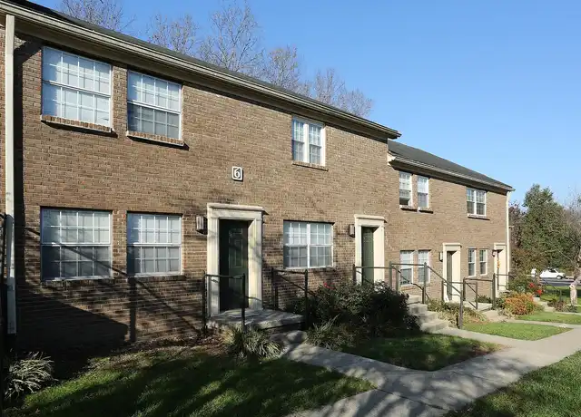 Property at Huntley Ridge East - 3201 Georgetown Rd, Frankfort, KY, 40601, 1-2 bed, 1-1.5 bath, [object Object]