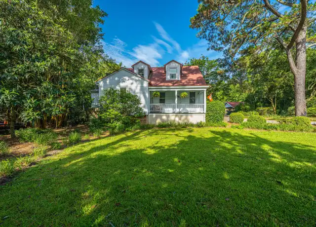 Property at 685 Folly Rd, Charleston, SC, 29412, 4 beds, 3.5 baths, [object Object]