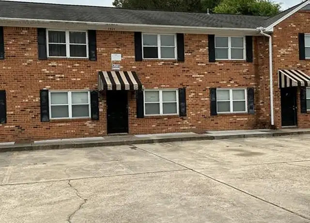 Property at 2905 Llewellyn Ave Unit 4, Norfolk, VA, 23504, 2 beds, 1 bath, [object Object]