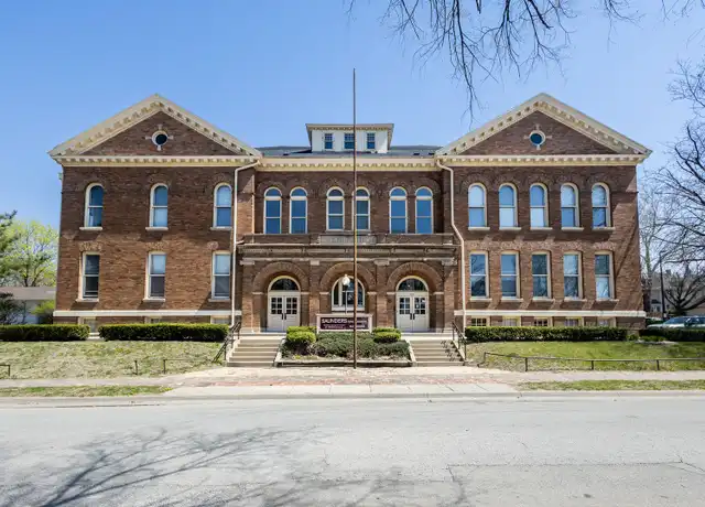 Property at 415 N 41st Ave Unit B5, Omaha, NE, 68131, 1 bed, 1 bath, [object Object]