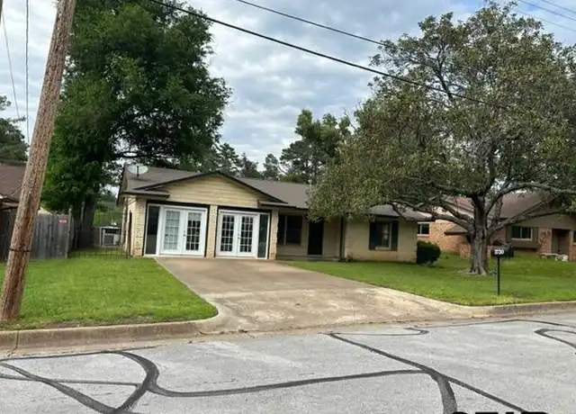 Property at 2720 Anita Ln, Tyler, TX, 75701, 3 beds, 1.5 baths, [object Object]