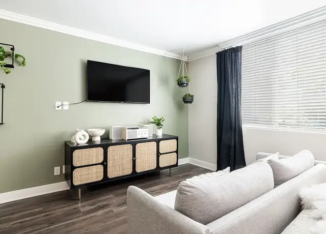 Photo of 1200 W Riverside Dr, Burbank, CA 91506