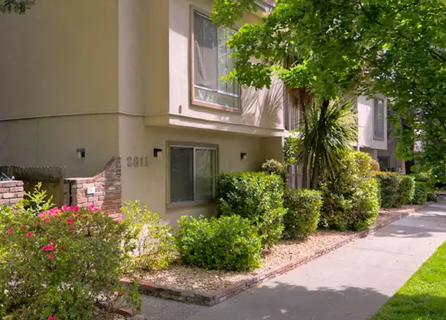 Property at 2811 E St Unit 12, Sacramento, CA, 95816, 1 bed, 1 bath, [object Object]