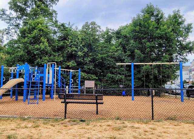 Photo of 25482 Hopton House Ter, Chantilly, VA 20152