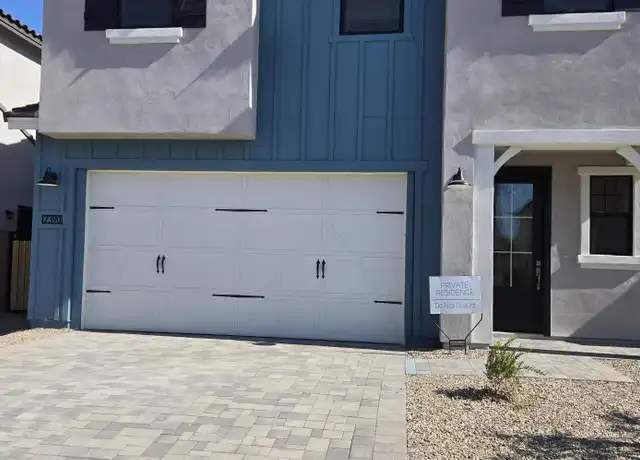 Property at 2390 W Los Arboles Pl, Chandler, AZ, 85224, 5 beds, 3.5 baths, [object Object]