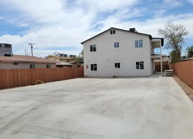 Property at 933 Rockwood Ave Apt 4, Calexico, CA, 92231, 2 beds, 2 baths, [object Object]