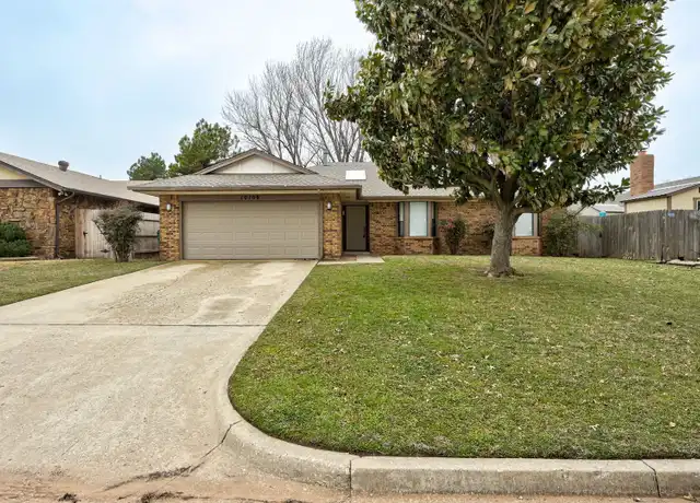 Property at 10109 Kay Rdg, Yukon, OK, 73099, 4 beds, 2 baths, [object Object]