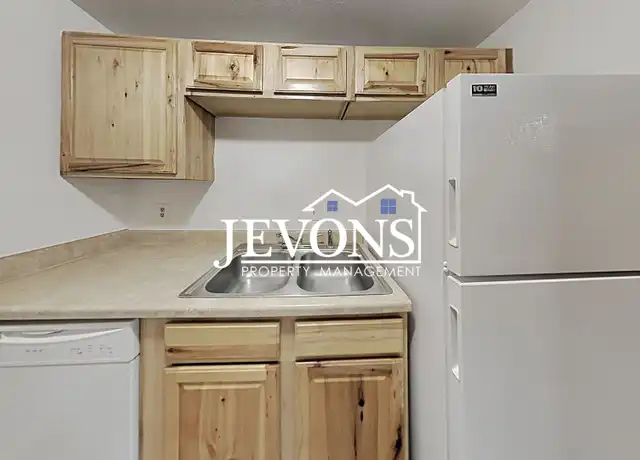 Property at 626 N Tweedt St Unit 201, Kennewick, WA, 99336, 3 beds, 1 bath, [object Object]
