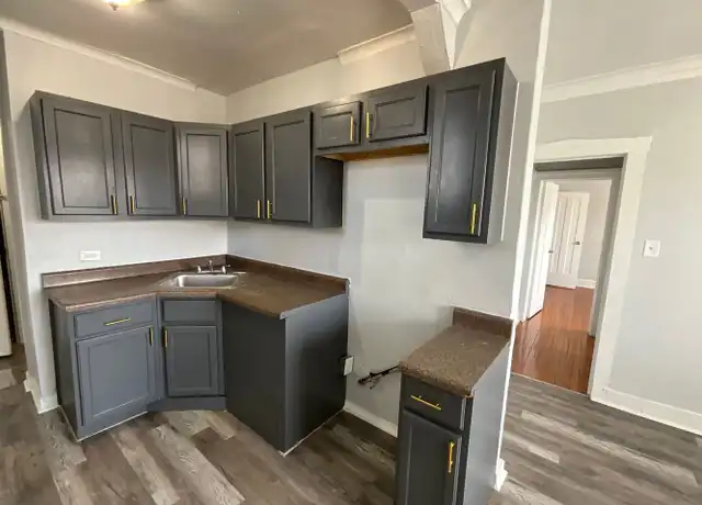 Property at 6600 S Ingleside Ave, Chicago, IL, 60637, 2 beds, 1 bath, [object Object]