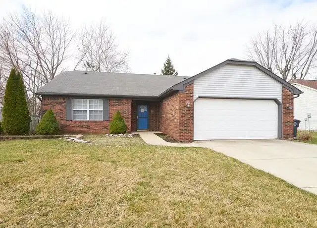 Property at 7432 Pebblebrooke West Dr, Indianapolis, IN, 46236, 3 beds, 2 baths, [object Object]
