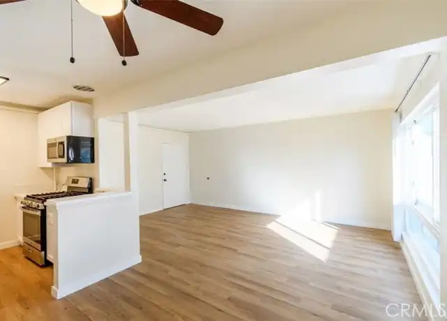 Property at 12571 Kensington Ln Unit 3, Garden Grove, CA, 92840, 1 bed, 1 bath, [object Object]