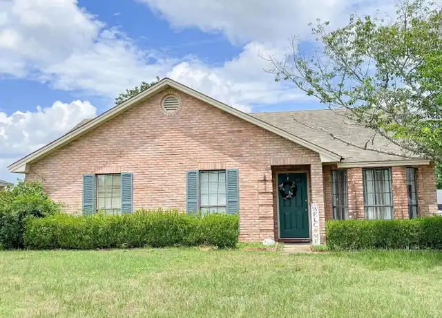 Property at 7037 Runnymede Dr, Montgomery, AL, 36117, 3 beds, 2 baths, [object Object]
