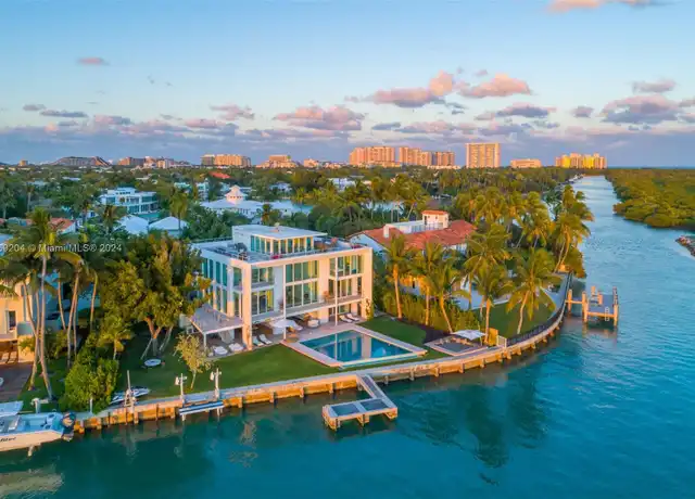 Property at 440 S Mashta Dr, Key Biscayne, FL, 33149, 6 beds, 6.5 baths, Contact for Price