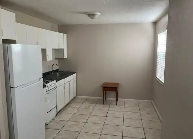 Property at 917 Lake Ave, Lake Worth Beach, FL, 33460, 1 bed, 1 bath, [object Object]