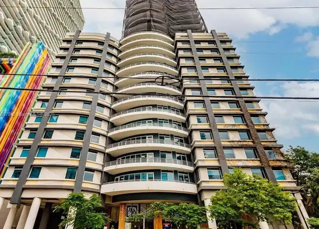 Property at 60 SW 13th St #2816, Miami, FL, 33130, 1 bed, 1.5 baths, [object Object]