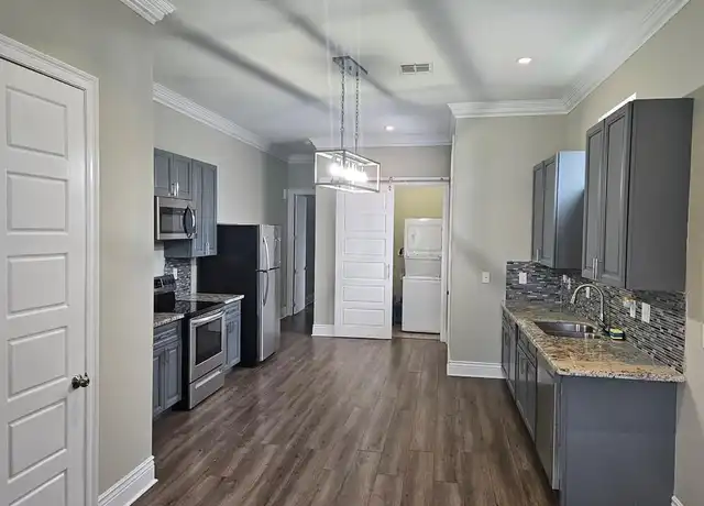 Property at 2401 S Saratoga St, New Orleans, LA, 70113, 3 beds, 2.5 baths, [object Object]