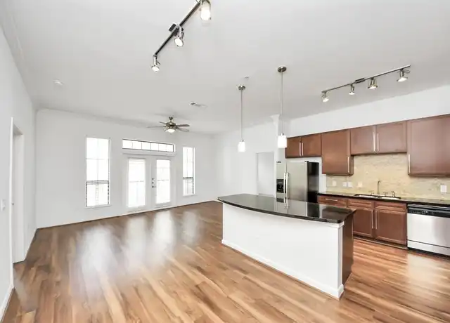 Property at 6363 San Felipe St Unit 301, Houston, TX, 77057, 2 beds, 2 baths, [object Object]