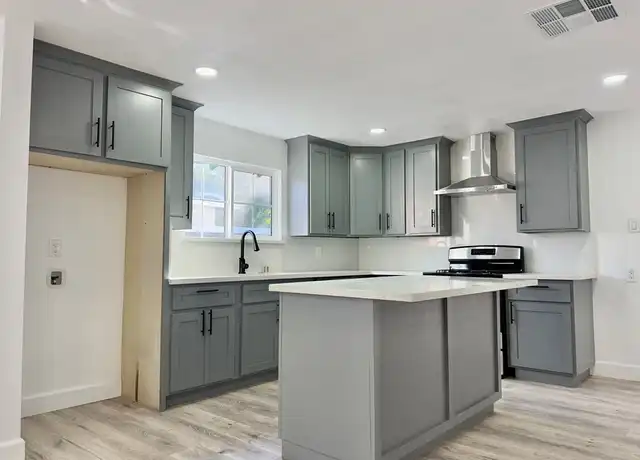 Property at 277 E Kingman St, San Bernardino, CA, 92410, 2 beds, 1 bath, [object Object]