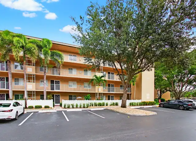 Property at 5749 Gemstone Ct #308, Boynton Beach, FL, 33437, 3 beds, 2 baths, [object Object]