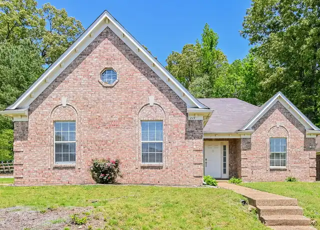 Property at 215 Garden Springs Dr, Oakland, TN, 38060, 3 beds, 2 baths, [object Object]